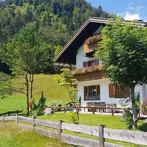 Apartment Am Alten Skihang, Wallgau