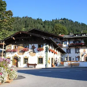 & Zur Post Wallgau