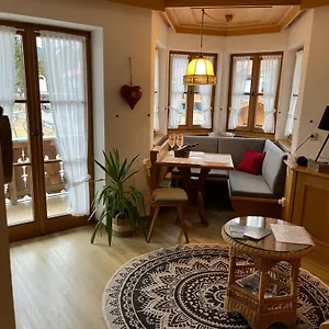 Apartment Edelweiss Herz, Wallgau
